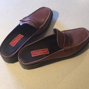 Ladies leather loafer